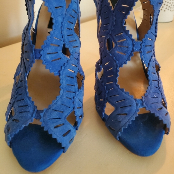Zara blue microsuede cutout heels - Picture 11 of 13